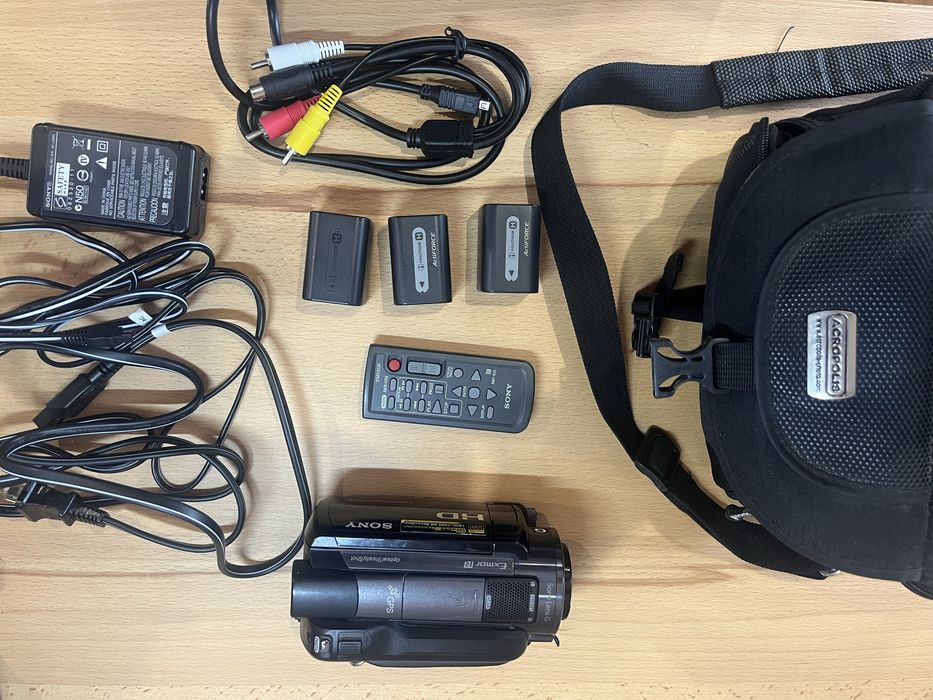 Відеокамера SONY hdr-xr500 full hd hdd 120 gb