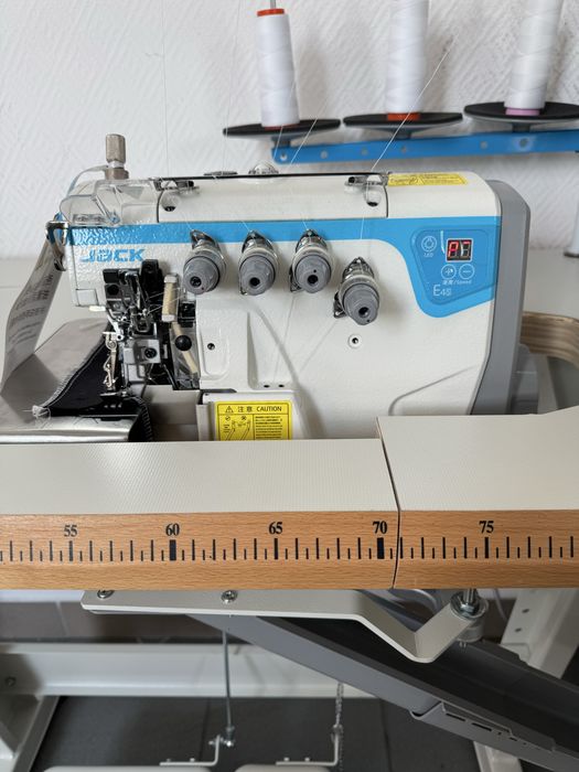 JACK E4S-5-M03/333 overlock owerlok przemysłowy 5-nitkowy komplet NOWY
