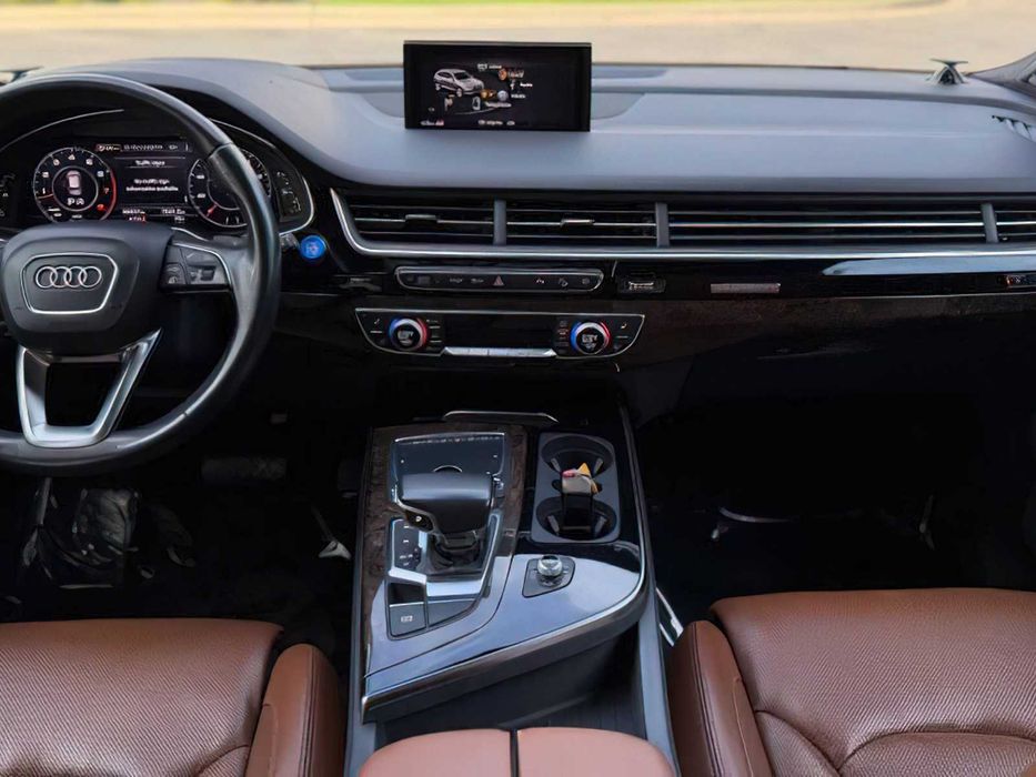Audi Q7 quattro Prestige      2018