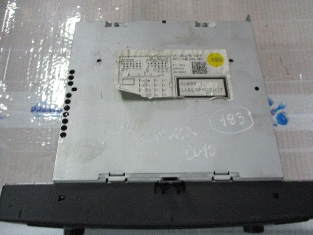 Rádio / auto-rádio SKODA Octavia I Break (1U5)