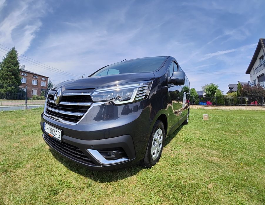 Wynajem busa, Wypożyczalnia, Bus 9 osób, kat. B