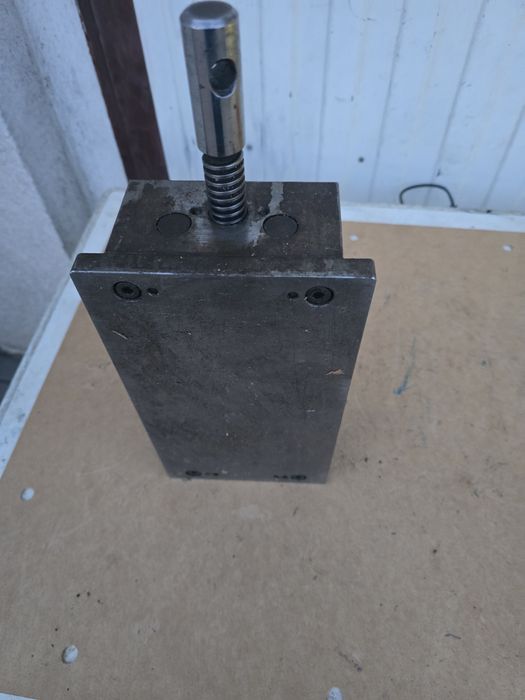Imadło stalowe maszynowe- 15 kg.