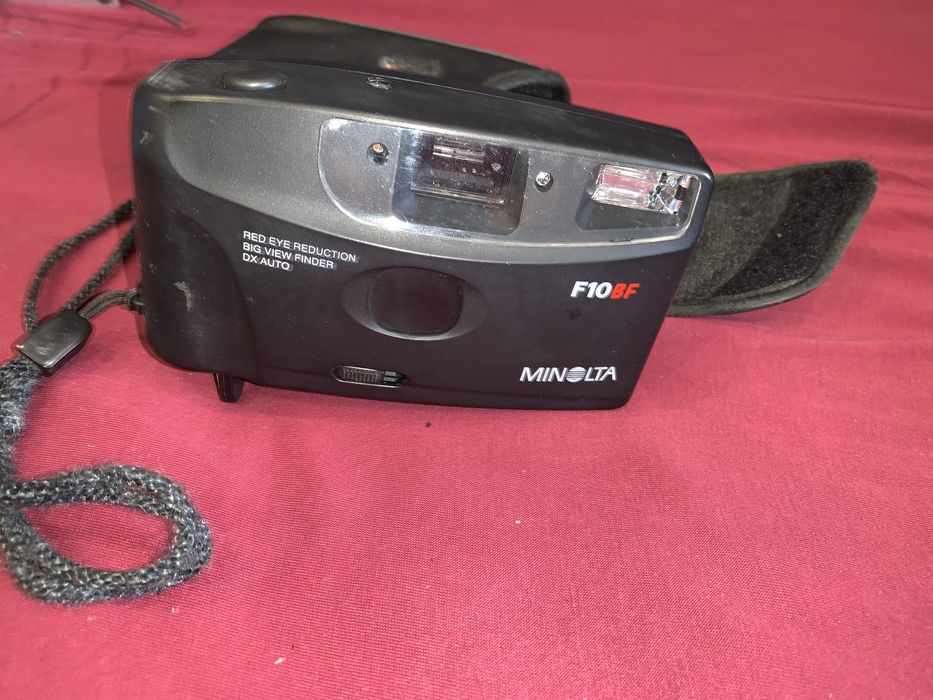 Фото вспышка Фотон 220В х 50Гц и Фотоаппарат плёночный Minolta F10 BF