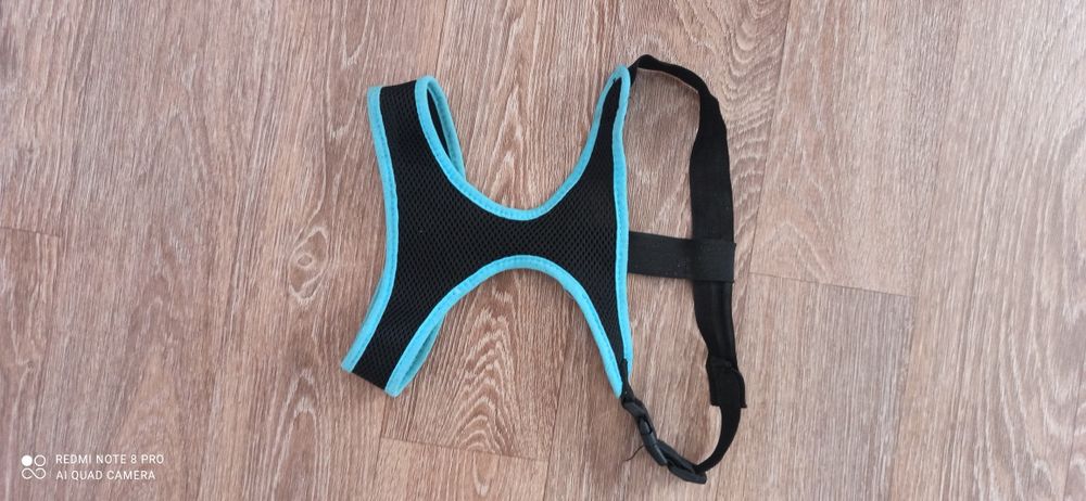 Шлейка для собачки