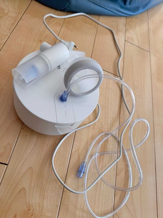 Nebulizador Omron C28P (NE-C105-E) completo, com caixa