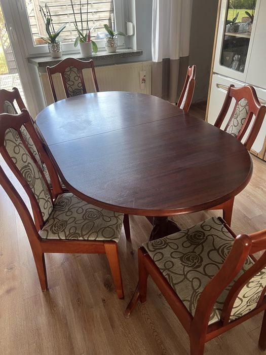 Stół rozkładany + 6 krzeseł | Komplet