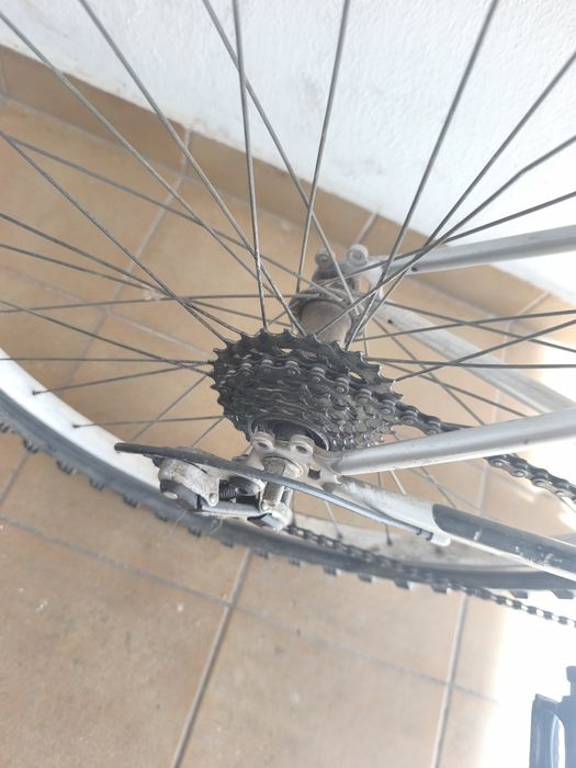 Bicicleta usada .  . .