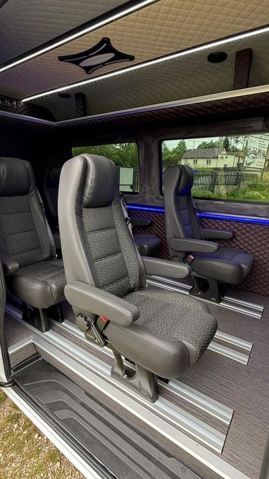 Mercedes-Benz Sprinter 319 Cdi Furgon L3h2  9 Osobowy / Automat /