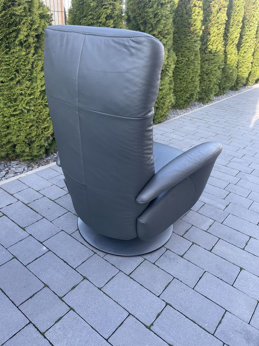 Крісло реклайнер шкіряне