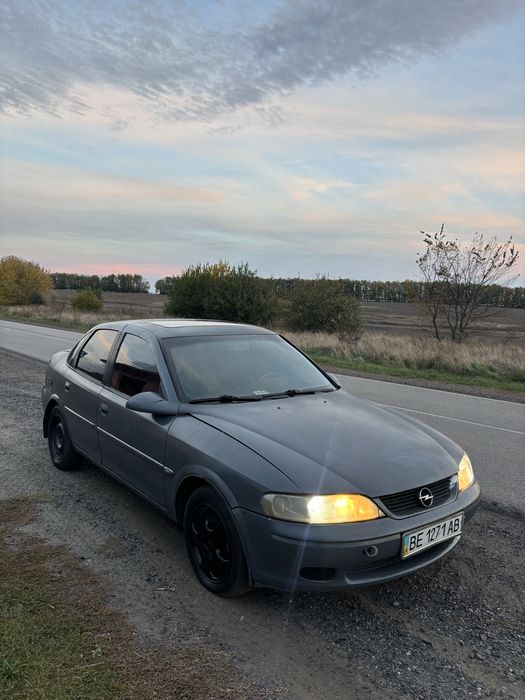 opel vectra B 2000 рік 2,2 турбодизель