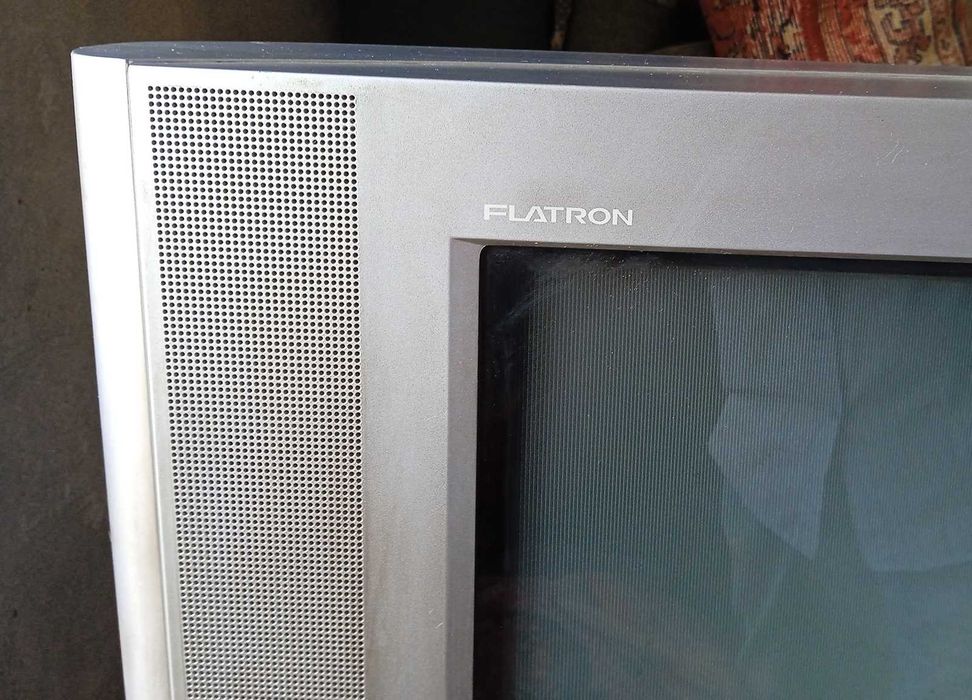 Телевизор LG Flatron