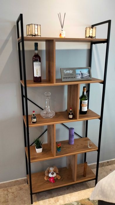 Estante de sala, como nova