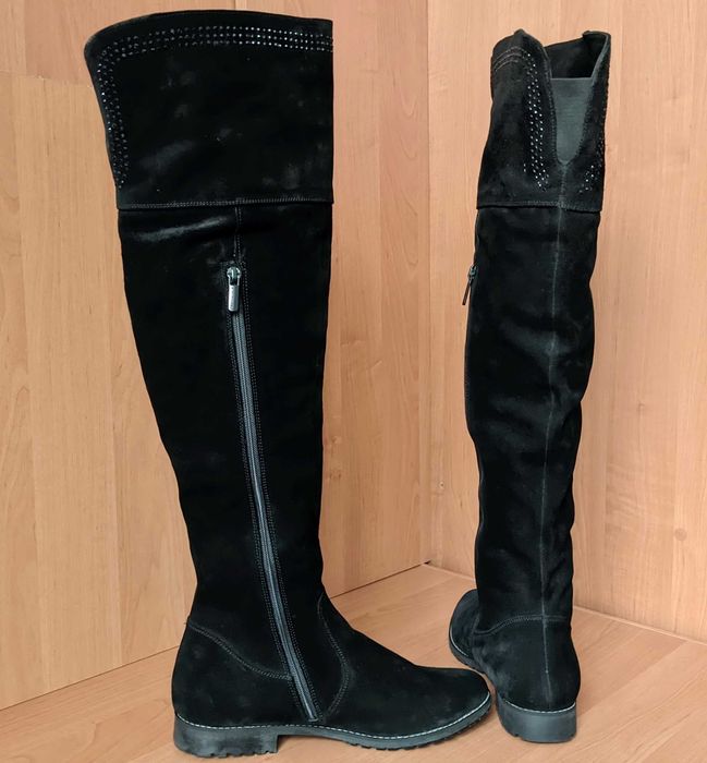 Высокие ботфорты замша