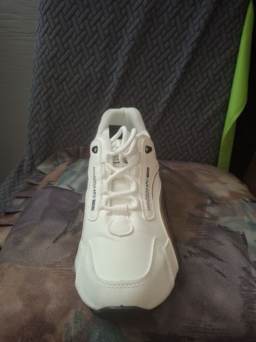 Buty damskie sportowe