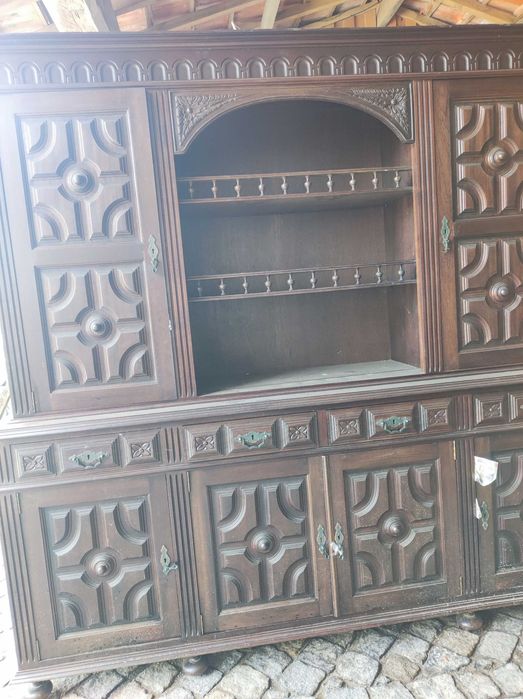 Móvel antigo para sala