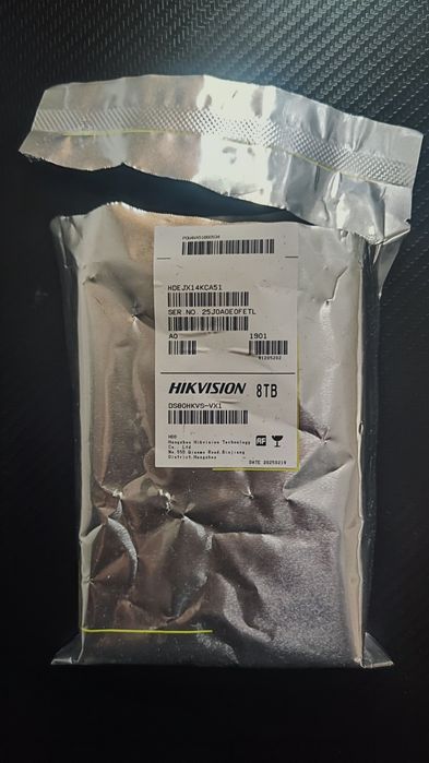 Жорсткий диск Hikvision 8Tb