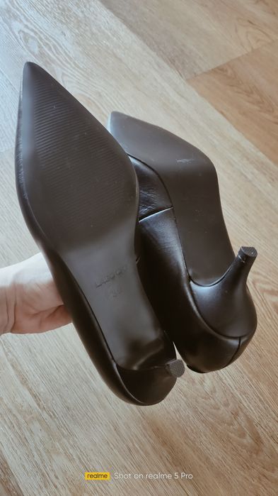 Czółenka czarne Lasocki r. 39/40