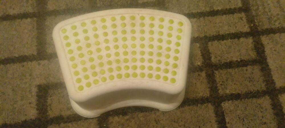 Podstawa dla dzieci pod toaletę