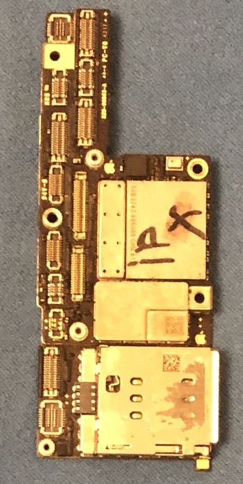 Материнська плата iPhone X