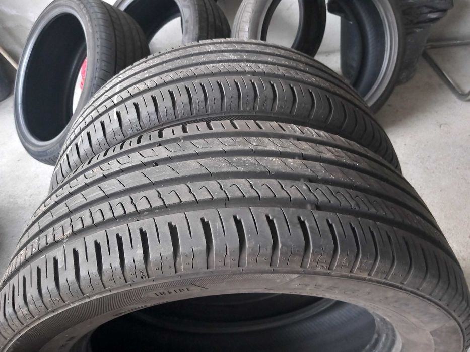 4 Pneus 235/60R18 Barum seminovos