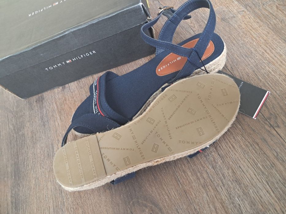 Tommy Hilfiger sandałki wyższe logowane granatowe 38 rope wedge sandal