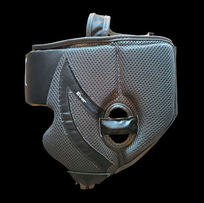 Kask Ochraniacz na głowę Boks Zapasy Kickboxing MMA Everlast L/XL