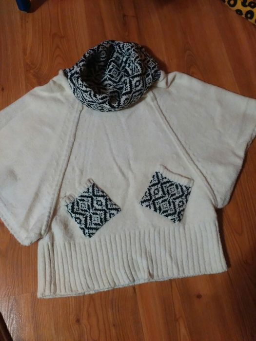кардиган ,кофточки і блузки