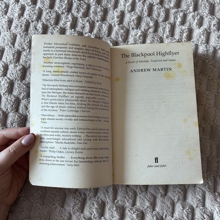 Книга англійською The Blackpool Highflyer Andrew Martin