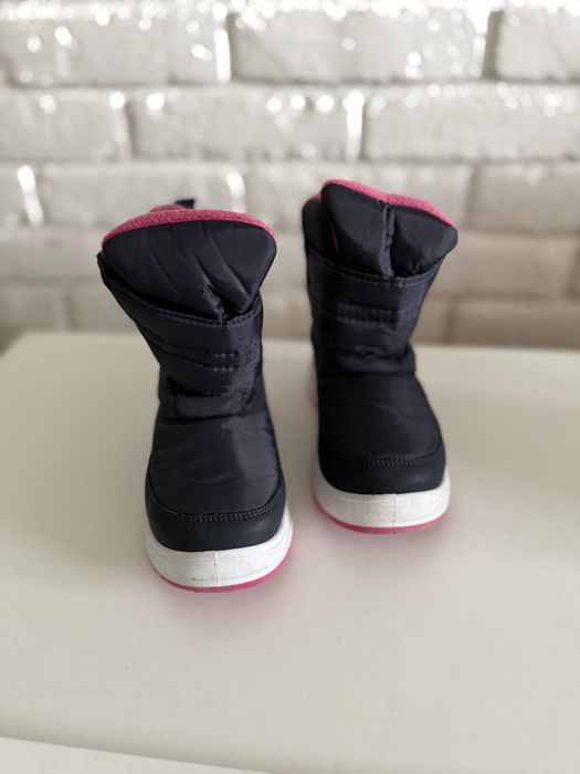 Granatowe śniwgowce ocieplane nowe r. 28