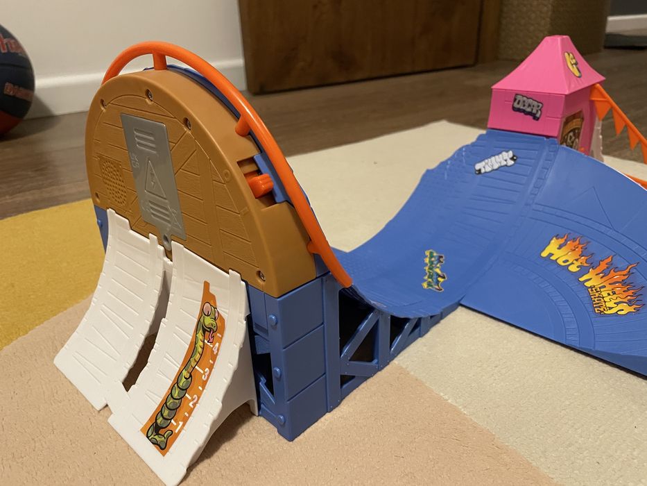 Fingerboard Rampa, skatepark Hot Wheels.