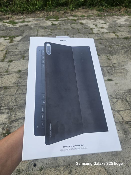Book Cover Keyboard Silm Klawiatura do Samsung Galaxy Tab S11 Ultra, Nowe. Nierozpakowane