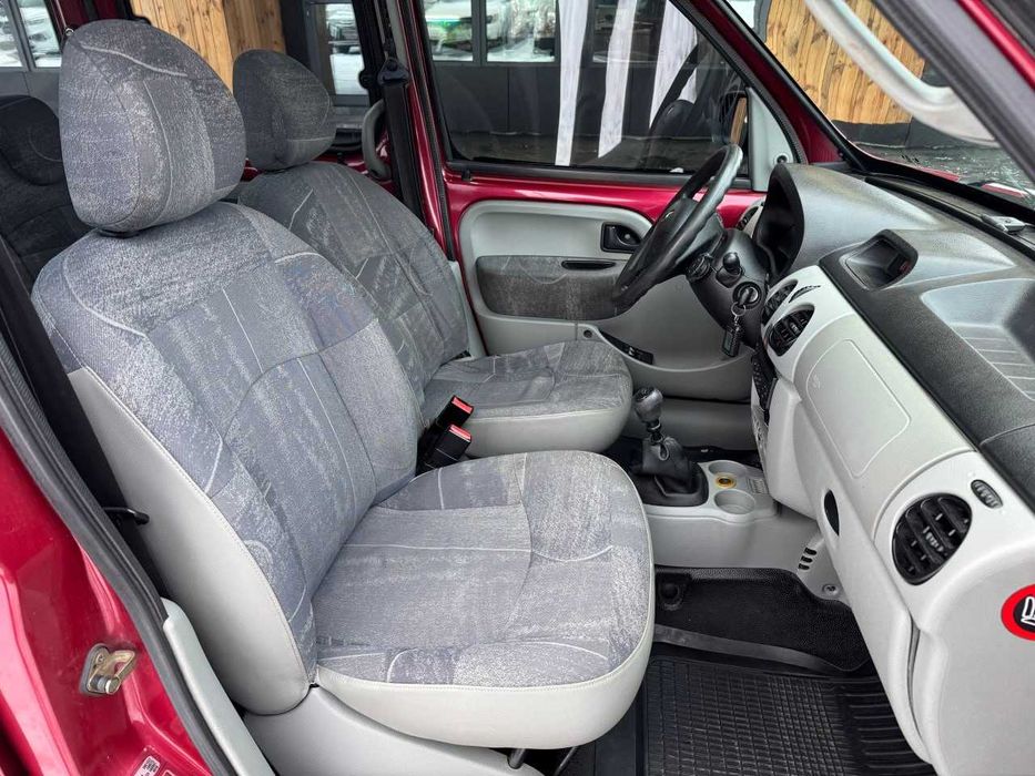 Продам  Renault Kangoo 2005. Можна в розстрочку, під викуп.