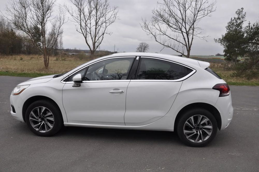 Citroën DS4 CITROEN DS4 2.0 HDi 163 KM  2012 MANUAL
