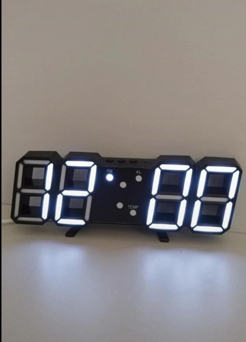Zegarek cyfrowy led