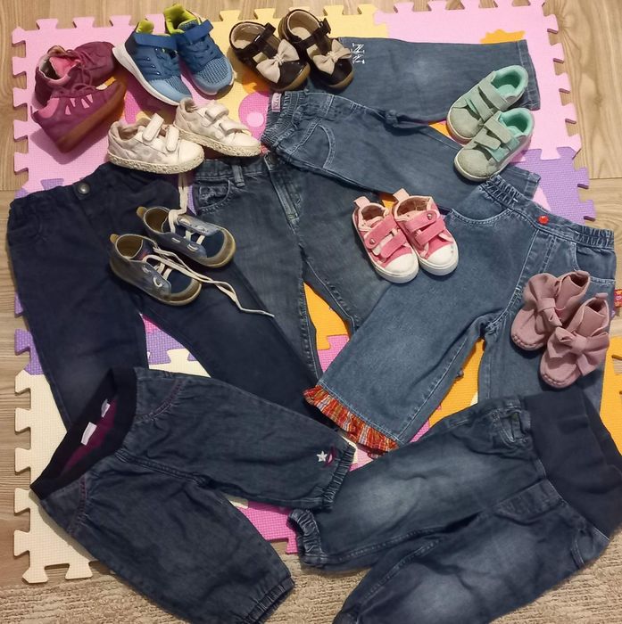 Детские вещи и обувь.