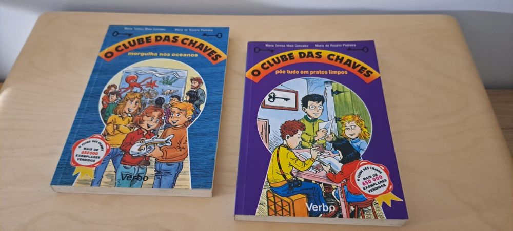 Vários livros de diferentes coleções