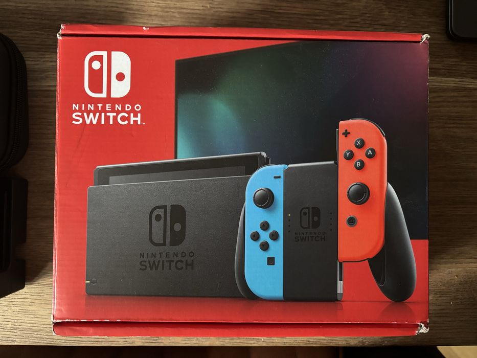 Nintendo Switch jak nowa + Mario Kart