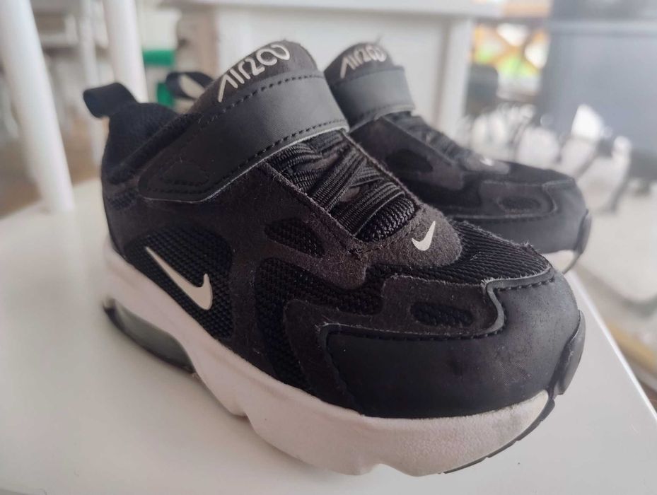 Obuwie sportowe Nike roz 22