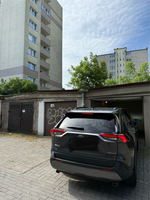 Garaż Gdynia ul. Boh. St.Warsz.-Sprzedam-ODNOWIONY!