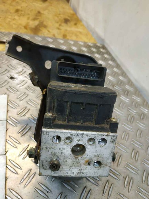 Nissan Almera 2 00-06 Блок ABS bosh 1.5 DV3562 265216899