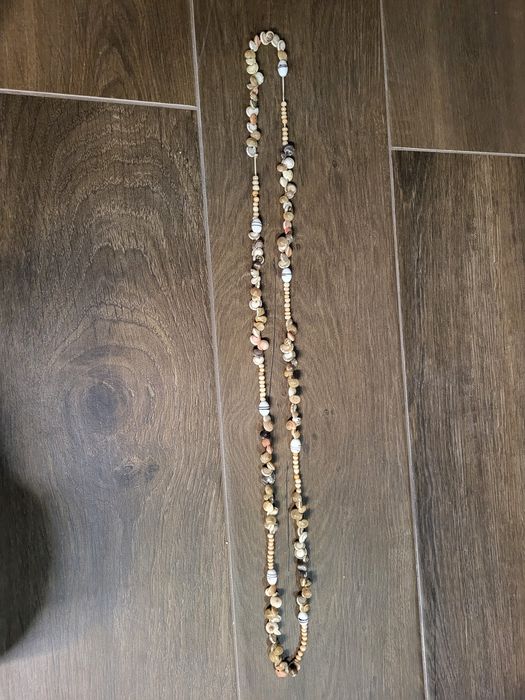 Naszyjnik z muszelkami