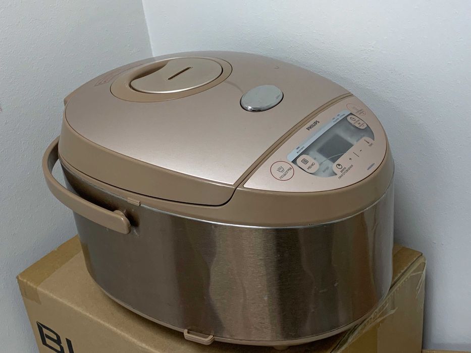 Мультиварка Philips HD3067/03 (полный комплект)