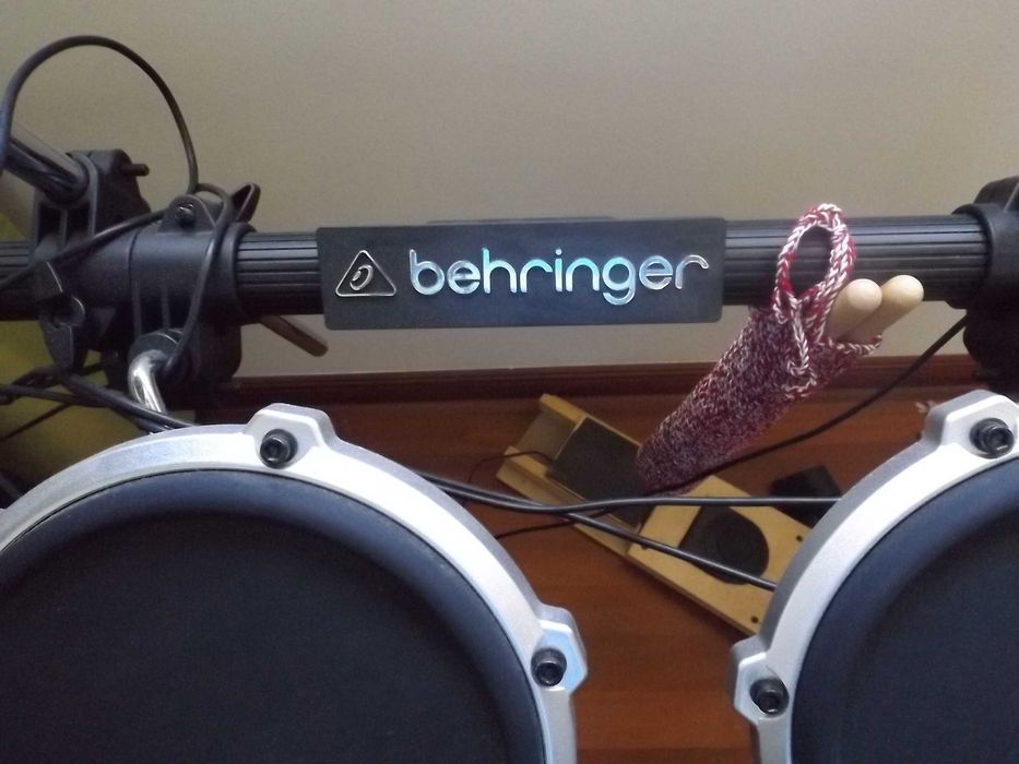 bateria musical behringer