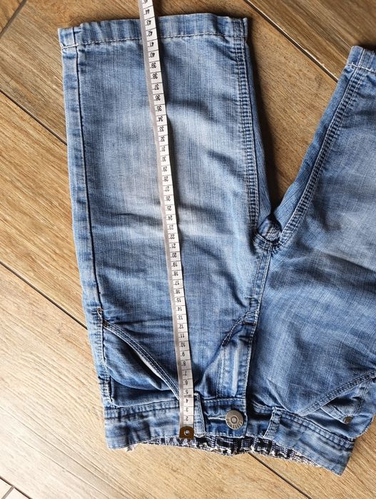 Spodenki jeansowe 140