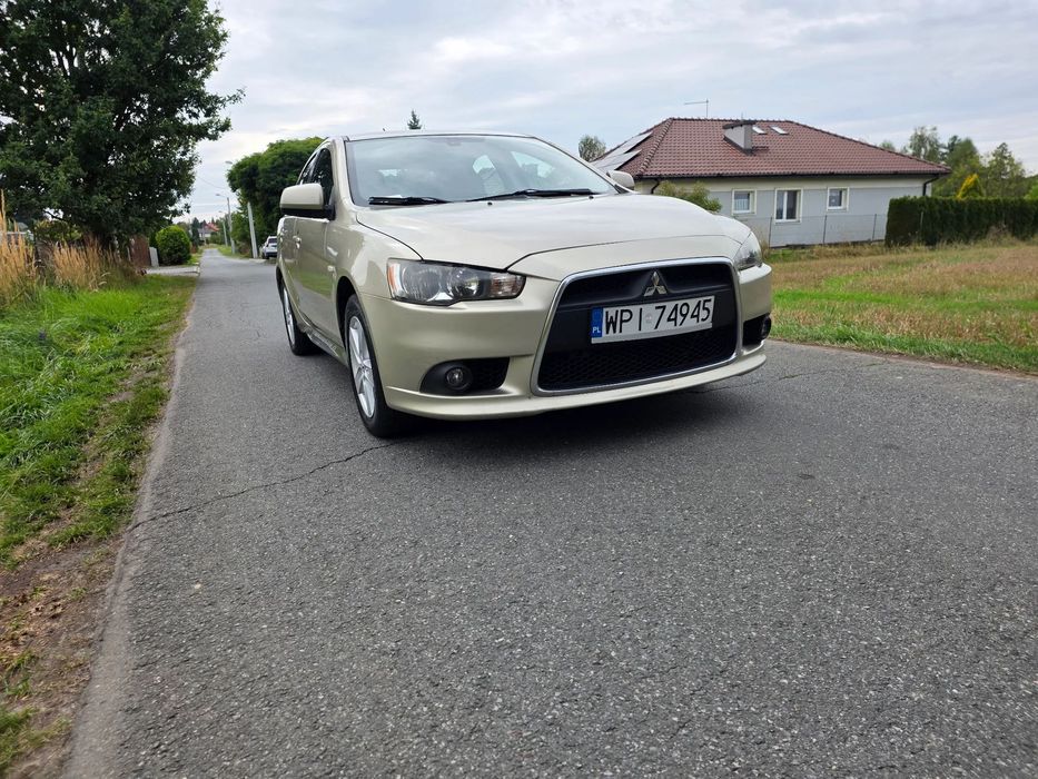 Mitsubishi Lancer