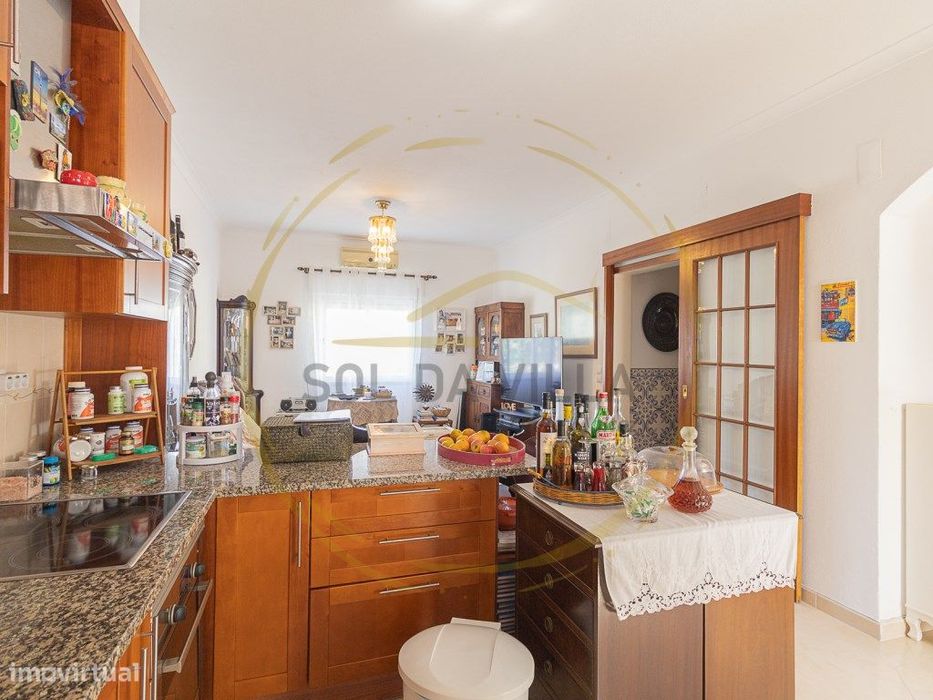Moradia isolada T4 + T3 com garagem - Porto Salvo, Oeiras - 519.000€