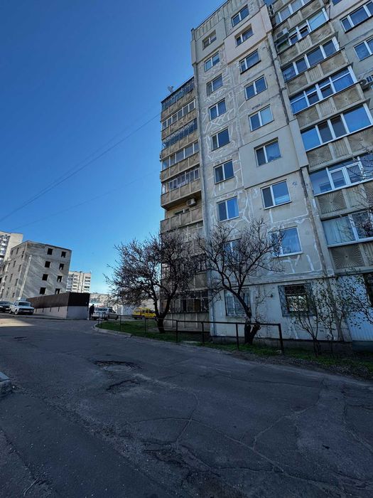 Продається гараж на 101 кварталі