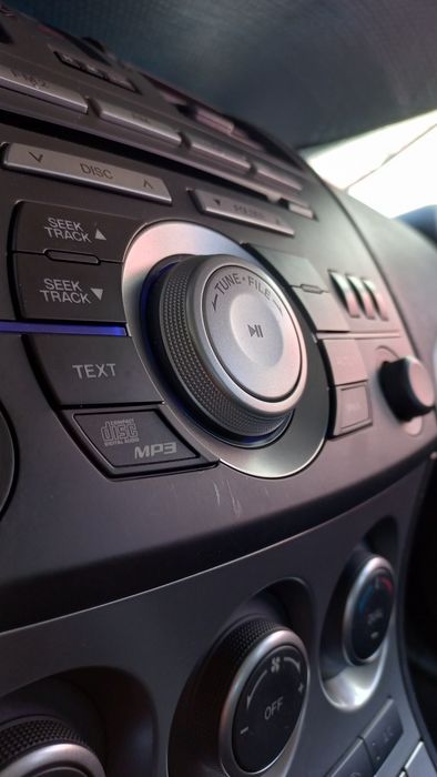 Mazda 3 | estimated64285492361219123