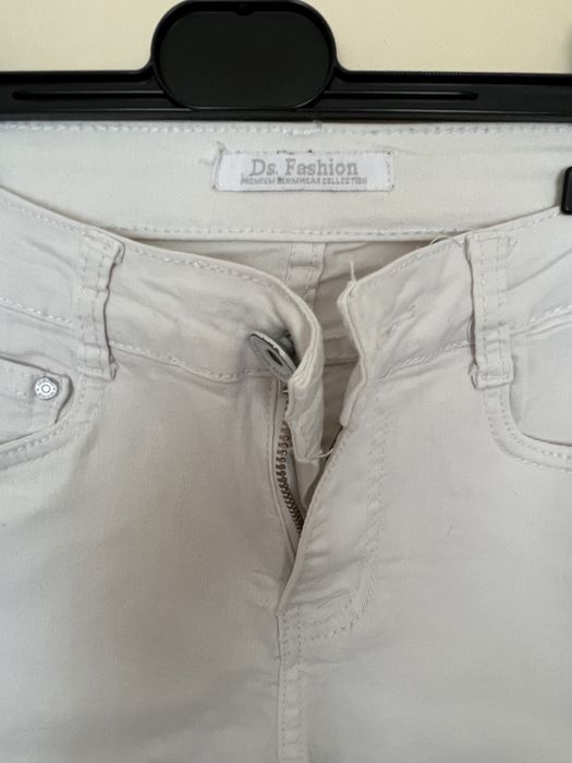 Białe spodnie jeansy S 36 Ds.Fashion skinny rurki