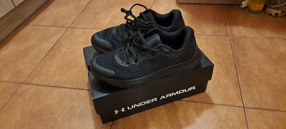 Buty Under Armour 38,5 wkł.wew 25